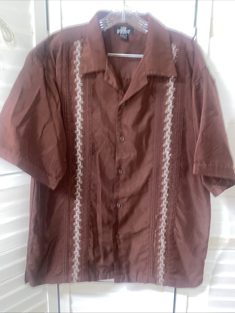 City Impact GUAYABERA Style Men’s Size XL Button Up Brown Shirt W/ Embroidery